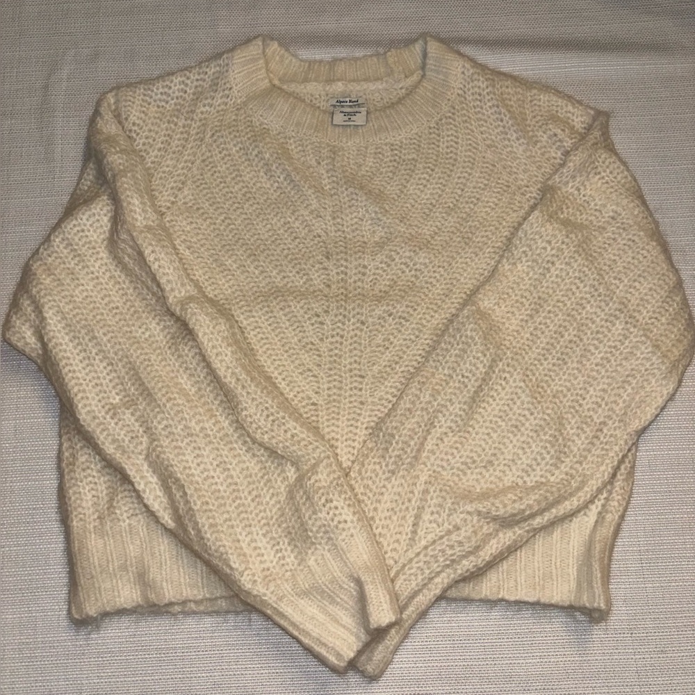 Abercrombie & Fitch Cream Knit Sweater